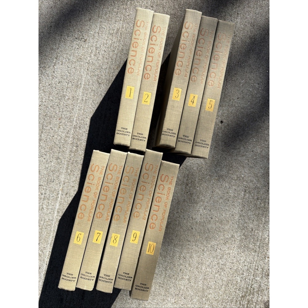 The Book of Popular Science 1959 edition Series Set 1-10 Grolier Illustrated - Picture 2 of 2